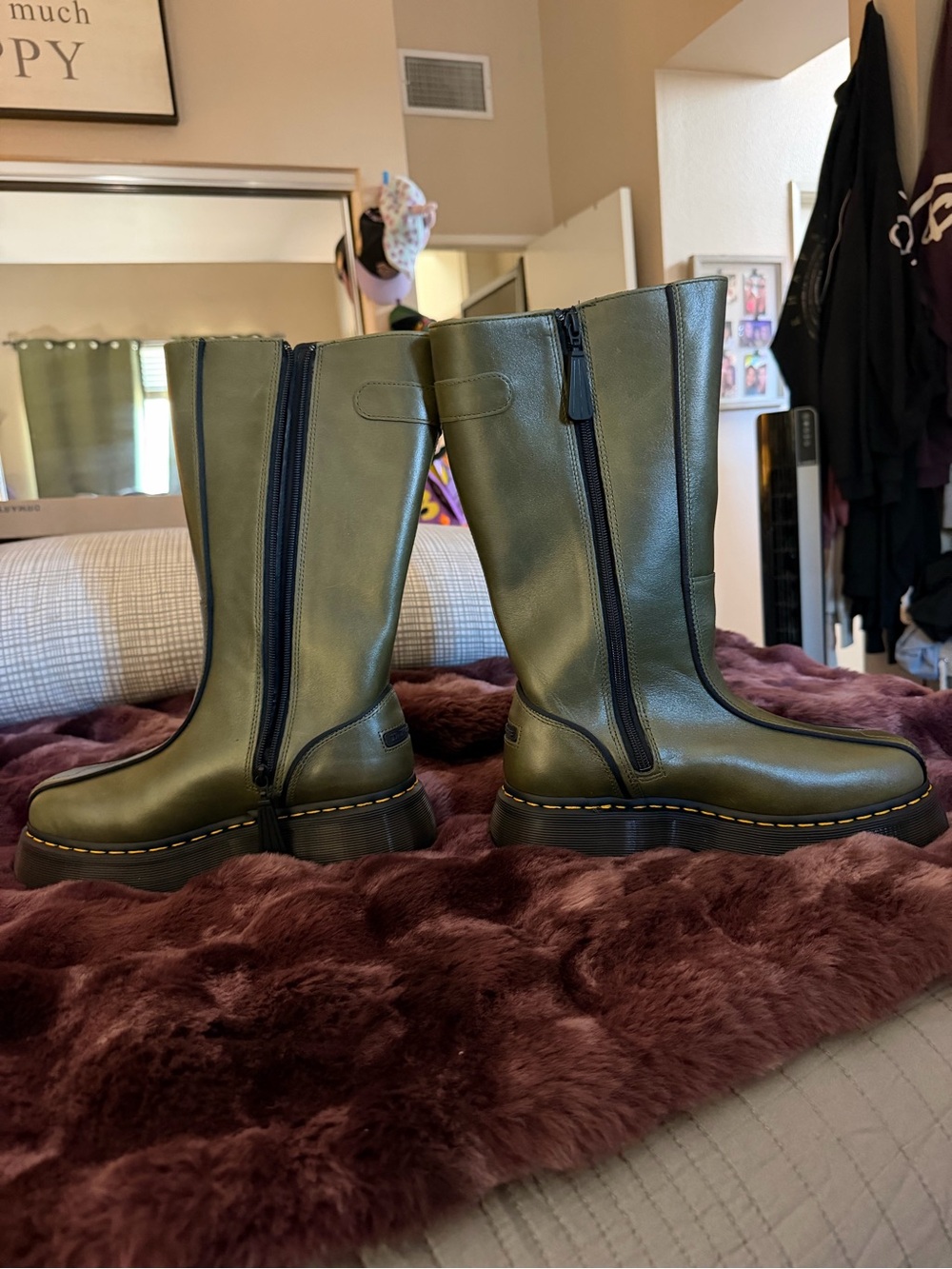 Dr. Martens Buzz Hi Boots in the Olive Green - Picture 3 of 6